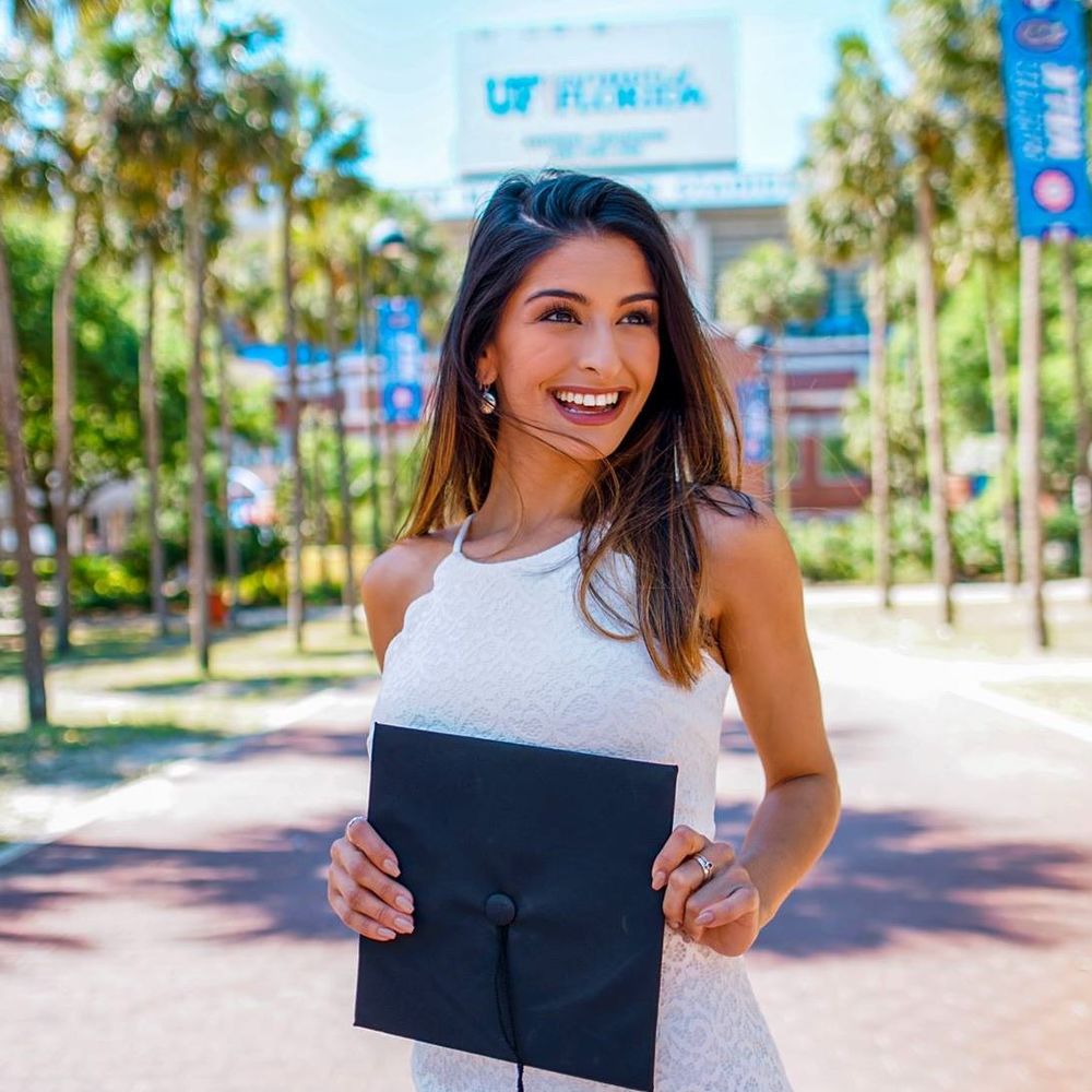 Meet your Posher, Christy